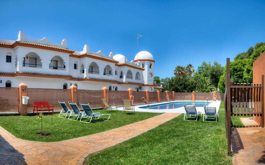 Отель Hostal Alhambra Саора Экстерьер фото